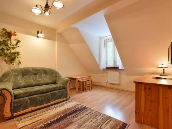 Zadrna Rezydencja Aparthotel Chelmsko Slaskie ภายนอก รูปภาพ